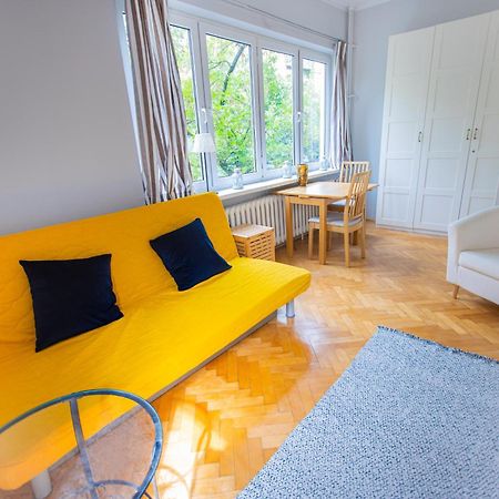 Apartament Hoza Str Apt. Great Location. Close To Everything. Warszawa Zewnętrze zdjęcie